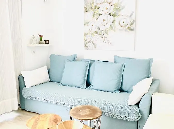 The Little White House, Flower 9 公寓 *