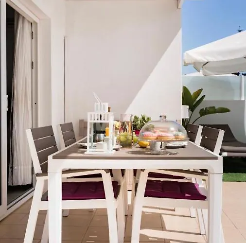 The Little White House, Flower 9