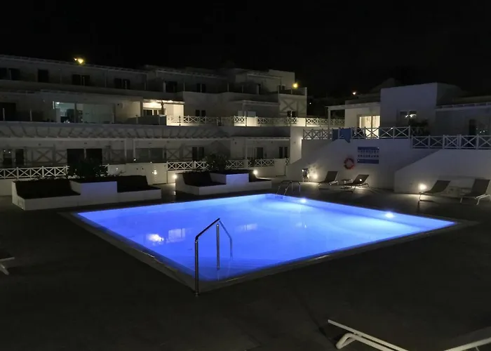 The Little White House, Flower 9 Apartmán Playa Honda (Lanzarote)