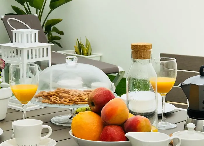 The Little White House, Flower 9 * Playa Honda (Lanzarote)